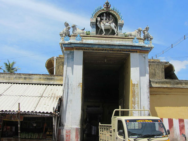 దేవాలయం ప్రవేశం దేవాలయం ప్రవేశం