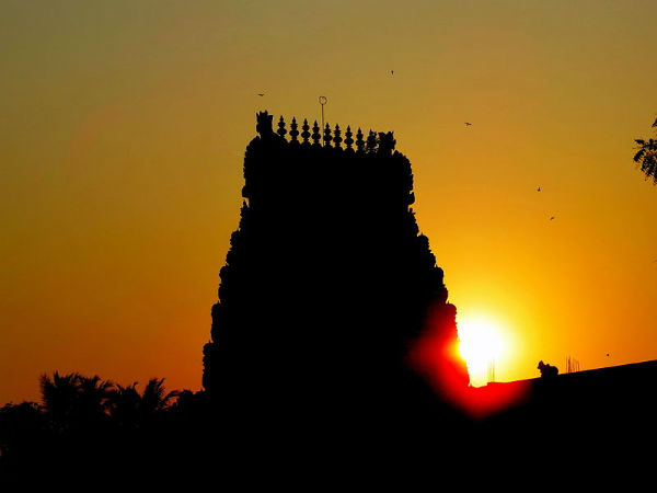 దేవాలయ గోపురం దేవాలయ గోపురం