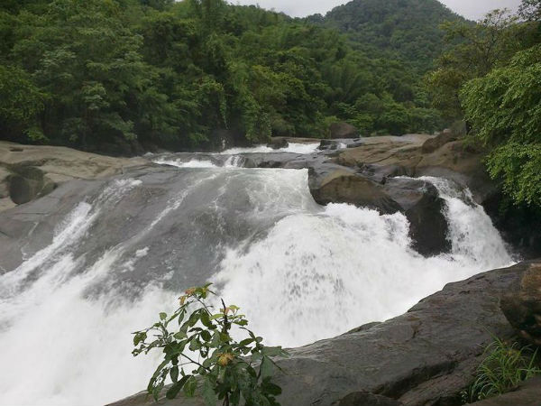 ఆద్యాంపర జలపాతం ఆద్యాంపర జలపాతం