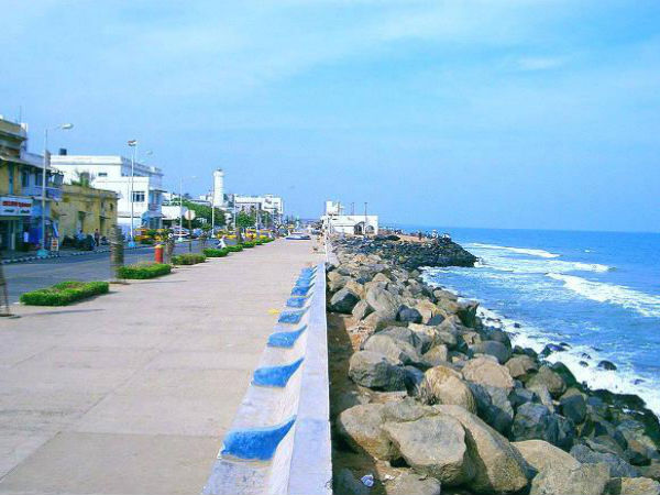 ఆకర్షణీయ కోస్తా తీర రోడ్లు !