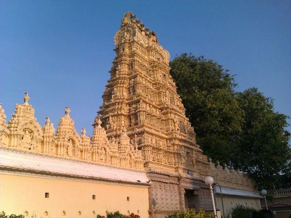 పూజాది కార్యక్రమాలు