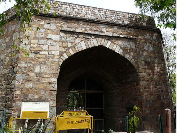 దయ్యాల టూర్