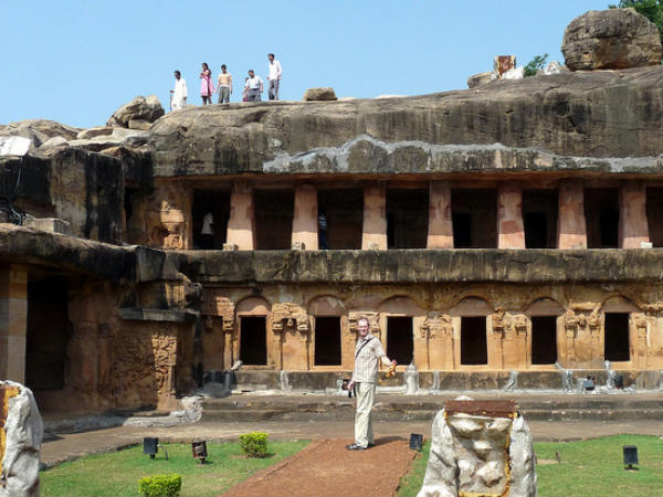 ఉదయ గిరి అండ్ ఖండగిరి గుహలు