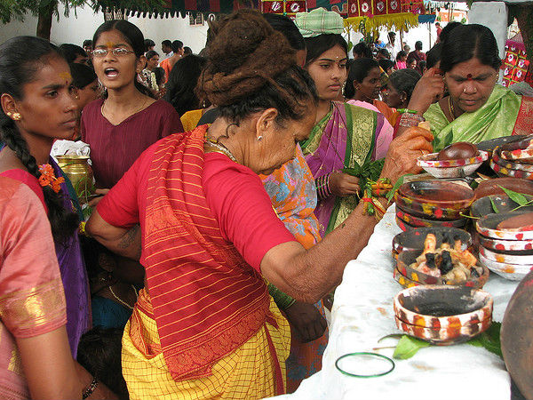ఆచారాలు