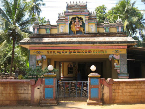 దుర్గంబికా దేవాలయం