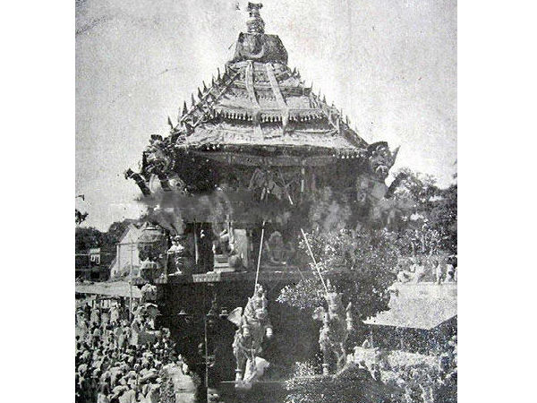 తిరుపతి పురాతన చిత్రాలతో ..