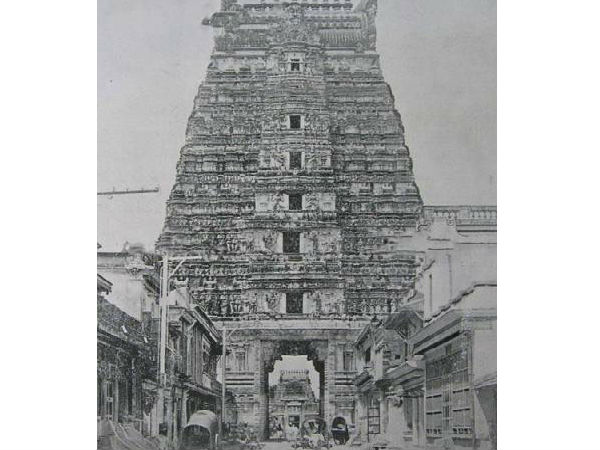 తిరుపతి పురాతన చిత్రాలతో ..
