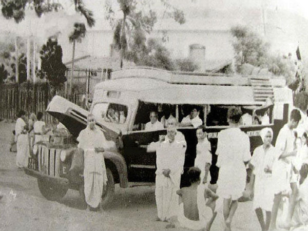 తిరుపతి పురాతన చిత్రాలతో ..