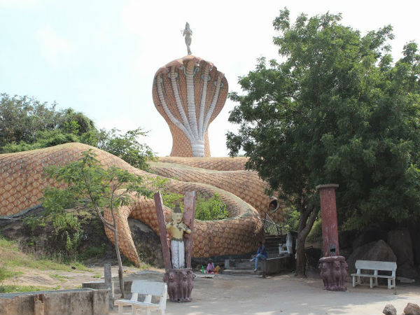 లక్ష్మి నరసింహ స్వామి ఆలయం