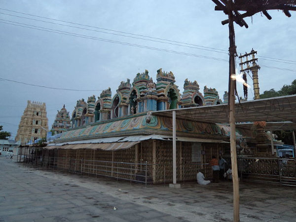 కదిరి లక్ష్మినరసింహస్వామి ఆలయం, అనంతపురం