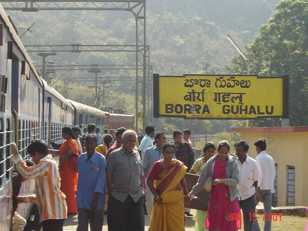 అరకు - వైజాగ్ తిరుగుప్రయాణంలో చూడవలసినవి