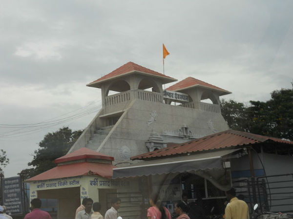శని శింగాపూర్