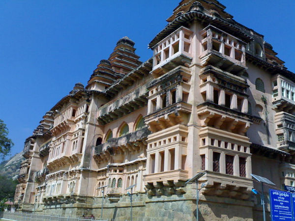 రాజమహల్