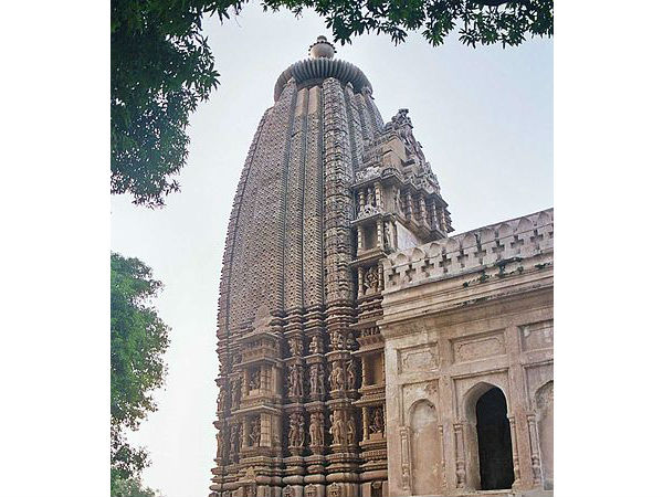 ఆదినాథ దేవాలయం