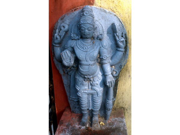 విగ్రహ లక్షణాలు