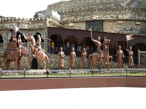 మహారాణా ప్రతాప్ మెమోరియాల్ లేక మోతీ మాగ్రి