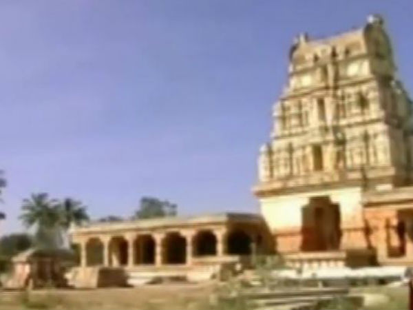 విరూపాక్షుని ఆలయం: