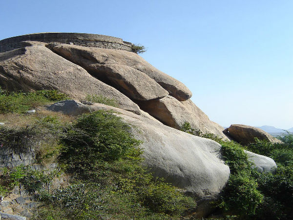 5. మధుగిరి పట్టణంలో గల దేవాలయాలు