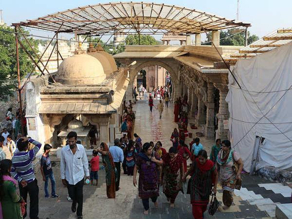 12. పీర్ యొక్క దీవెనలు