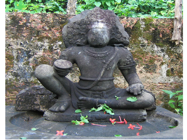 7.మూల విగ్రహం