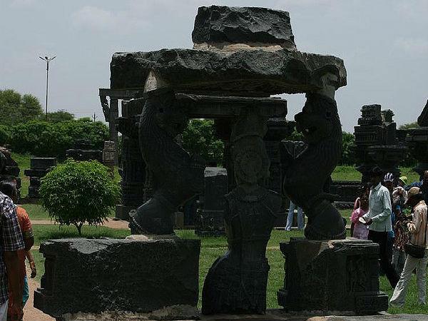 7. వరంగల్ కోట