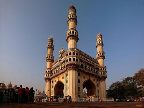 12. చార్మినార్