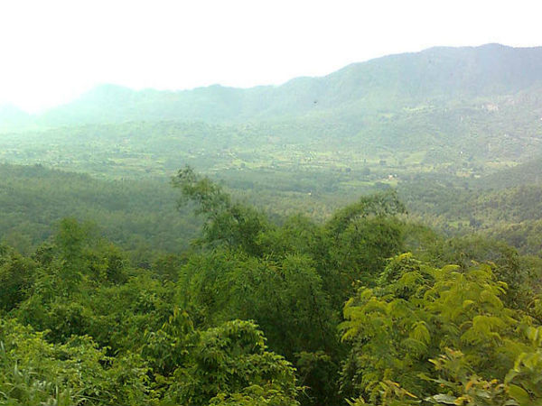 2. చాపరాయి జలపాతం