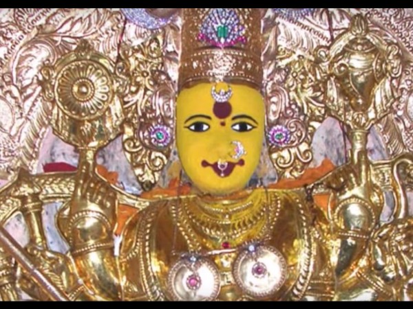 5. కనకవర్ణ శోభితురాలు