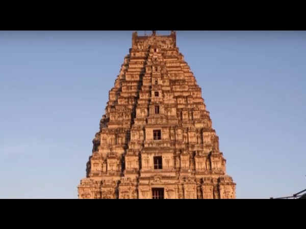 8. విరూపాక్షస్వామి ఆలయ ప్రాకారం