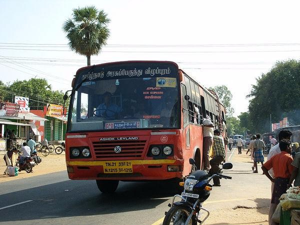13. కేరళపురం ఆలయానికి ఎలా చేరుకోవాలి ?