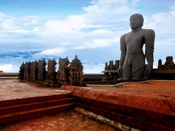 6. గుల్లెకాయ అజ్జి ఆలయం