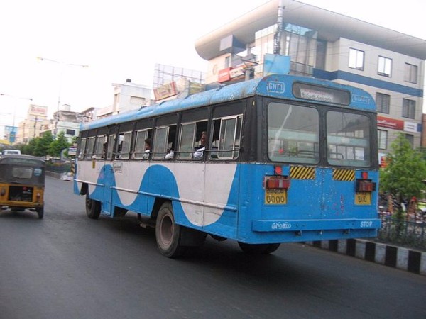 22. రోడ్డు/ బస్సు మార్గం