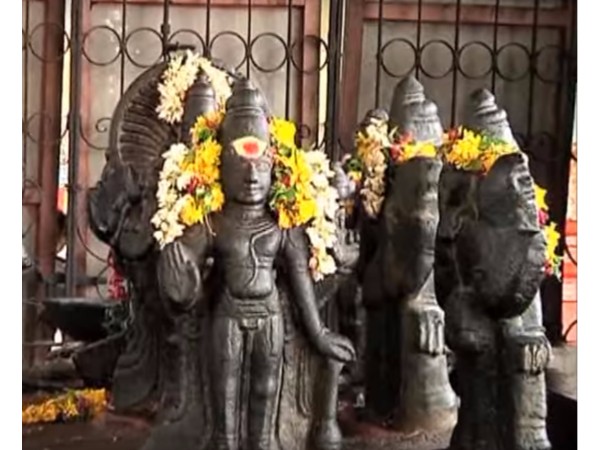 11. కామాక్షి విలాసం