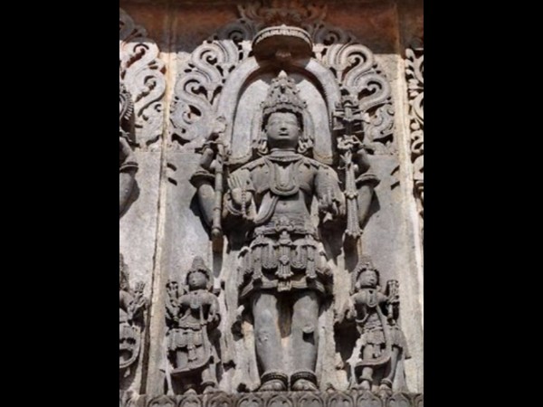చారిత్రాత్మక శిల్ప కళ