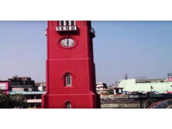 5. కోటి నలభై లక్షల నగదు