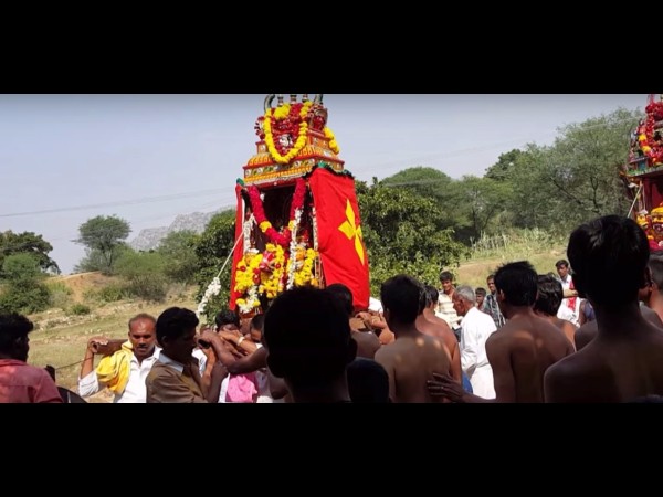 15. వుత్సవాలు