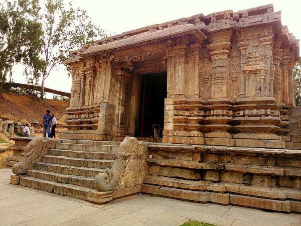 రాణి శాపానికి ఇసుకలో సమధి అయిన నగరం