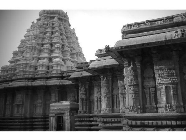 రాణి శాపానికి ఇసుకలో సమధి అయిన నగరం