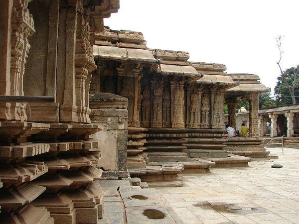 రాణి శాపానికి ఇసుకలో సమధి అయిన నగరం