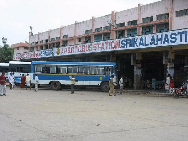 17. ప్రయాణ సౌకర్యాలు