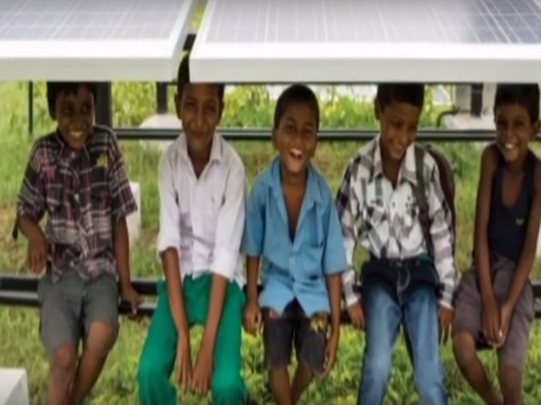 5. ఫుల్లీ సోలార్ పవర్ విలేజ్