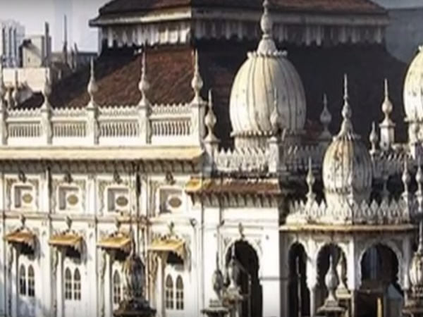 14. మసీదులు