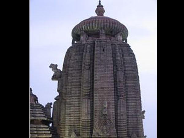 3. లింగరాజ దేవాలయం