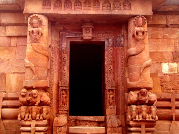 15. రాజా రాణి ఆలయం