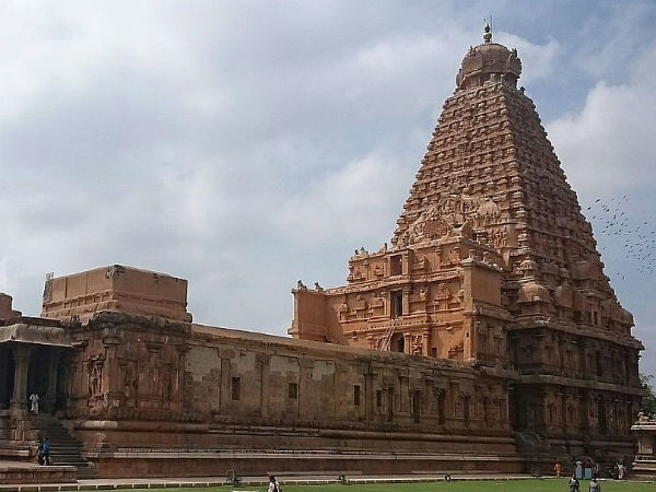 4. బృహదీశ్వర దేవాలయం