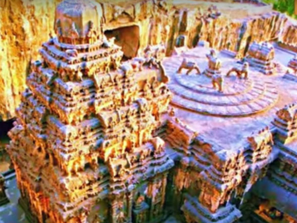 14. కైలాస దేవాలయం