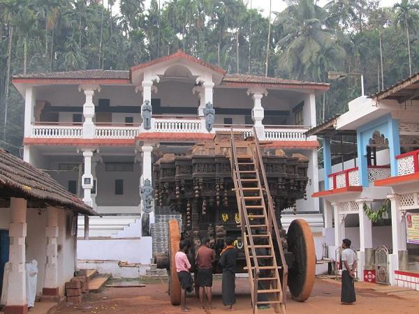 9. శంకర నారాయణ ఆలయం