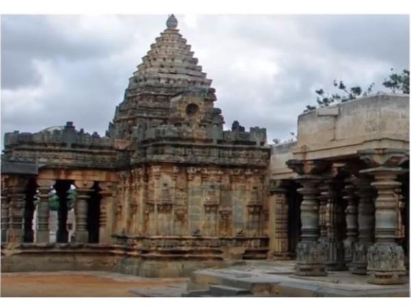 దేవాలయం ఎక్కడ వుంది?