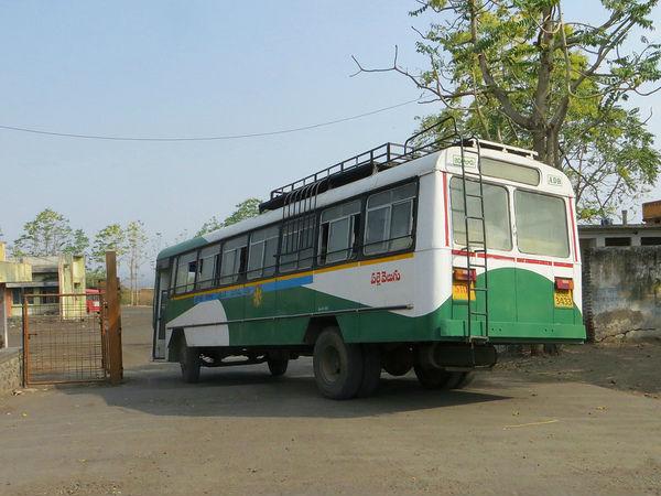 ఎలా వెళ్ళాలి ?