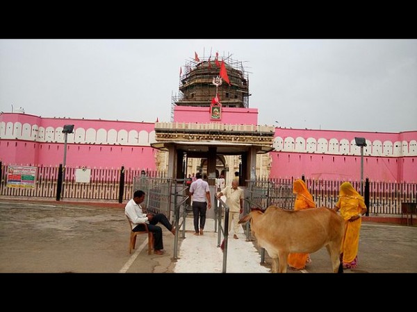 ఏమిటి ఈ ఆలయం స్పెషాలిటీ?